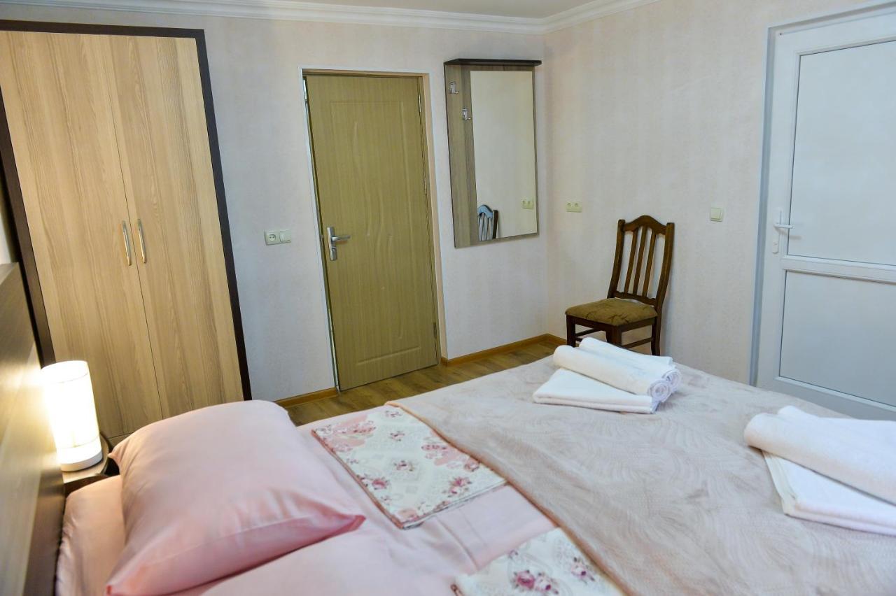 Cozy House Hotel Kutaiszi Kültér fotó